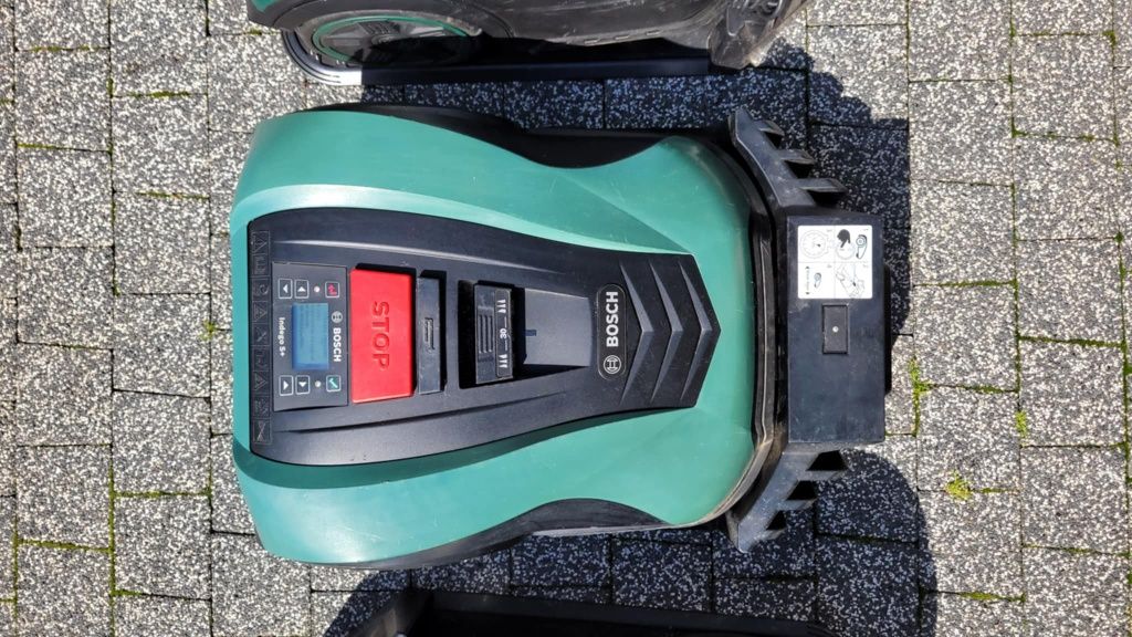 Robot koszący, Bosch Indego,  Honda,Robomow, Stiga kosiarka automatycz