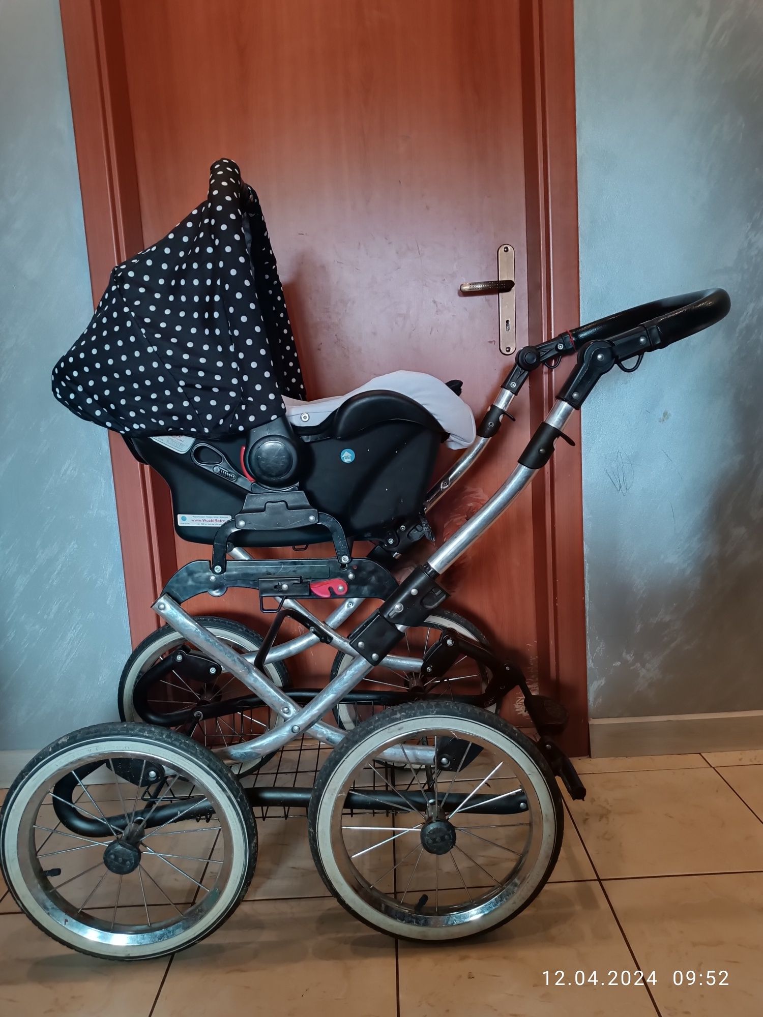 Nosidło dla niemowląt, nosidełko