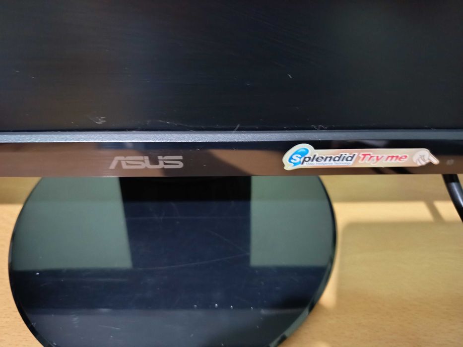 Monitor Asus LCD