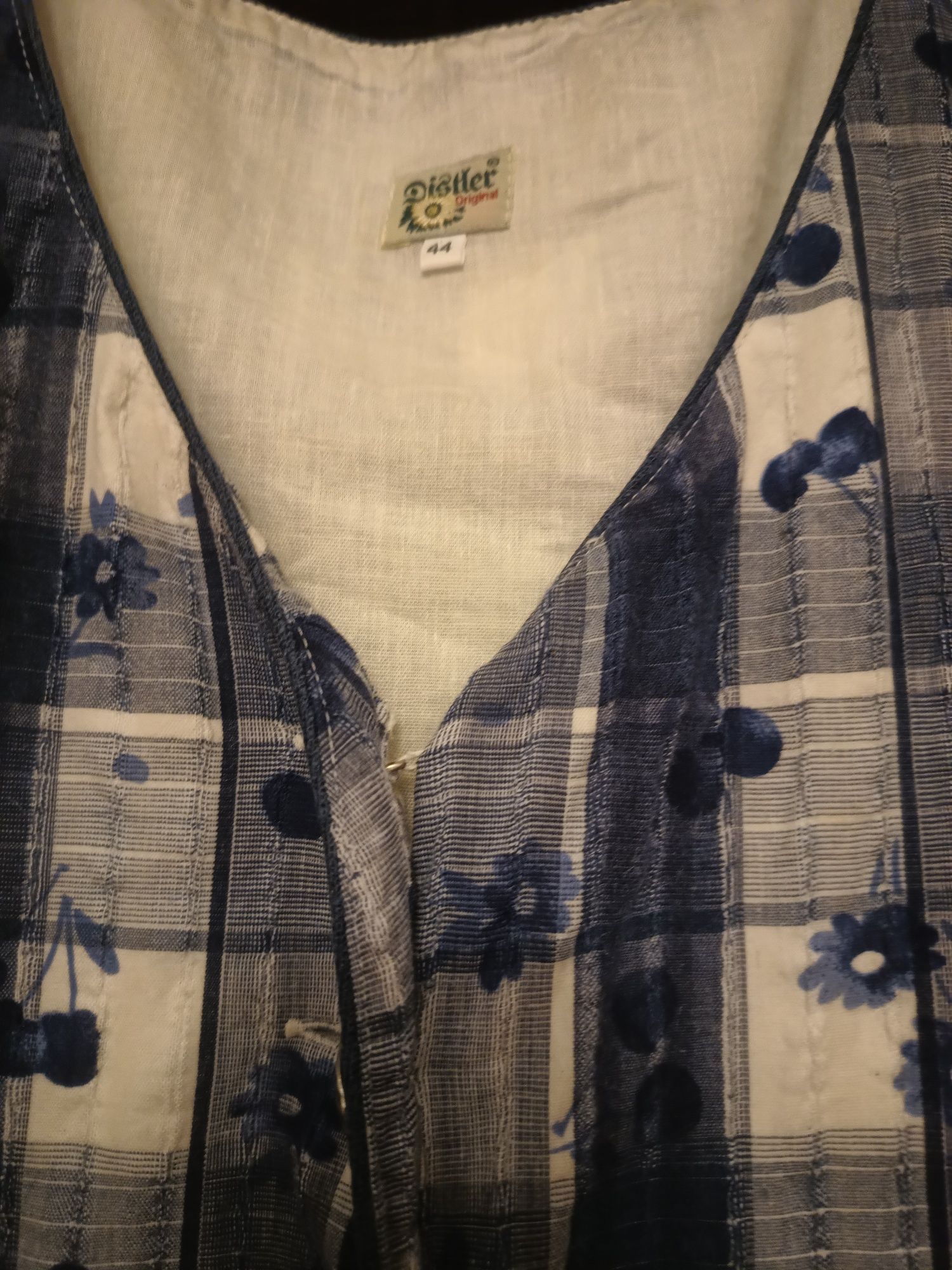 Sukienka bawarska, Distler, 44