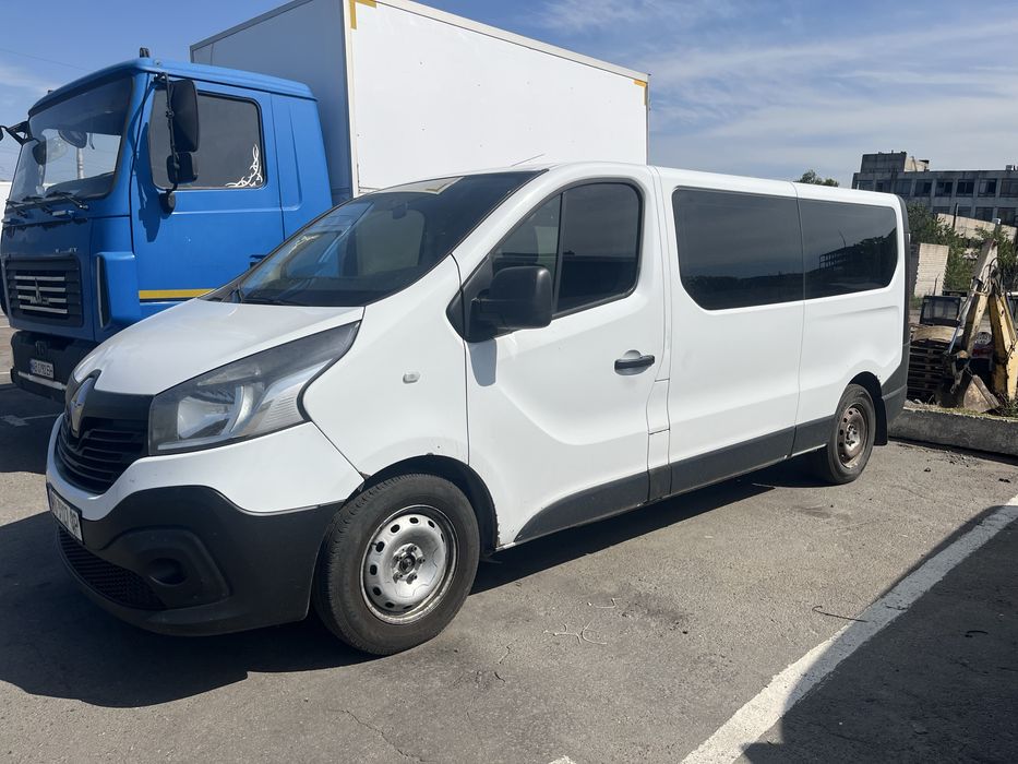 Автомобіль Renault-Trafic офіційний maksi ориг. пасажир, 2017р