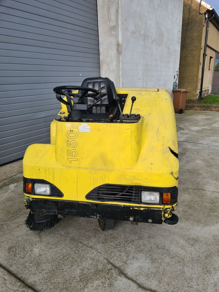 Zamiatarka Karcher KMR 1550 benzyna