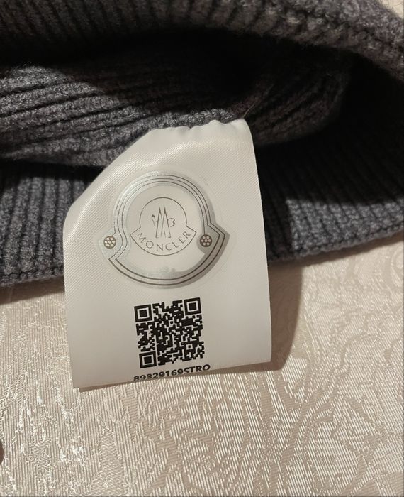 Шапка Moncler жіноча