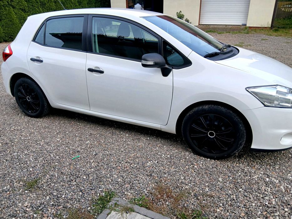 Toyota Auris 2010