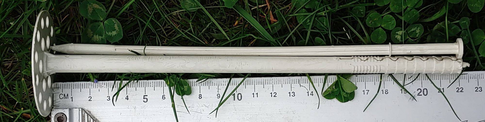 Kołki do styropianu 22 cm 59 sztuk