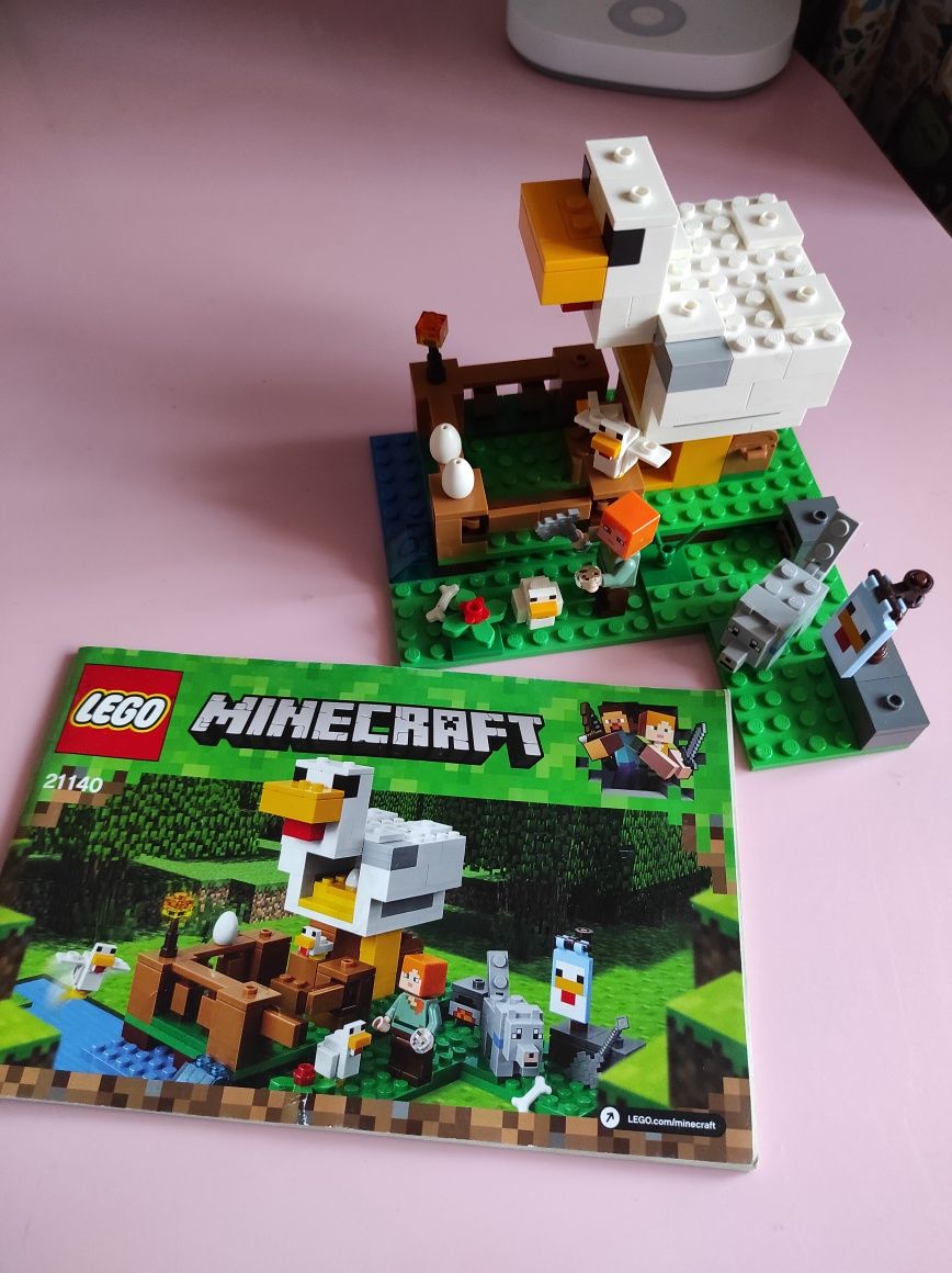 Конструктор LEGO MINECRAFT Курник 198 деталей (21140)