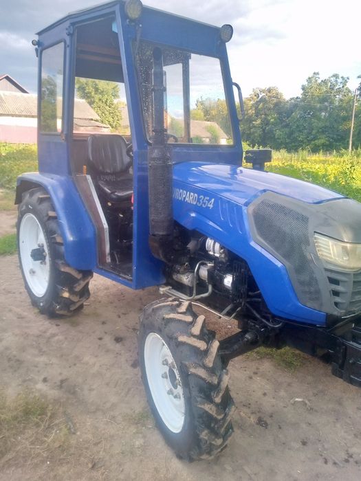 Продам трактор обмен 35 к 4 цил