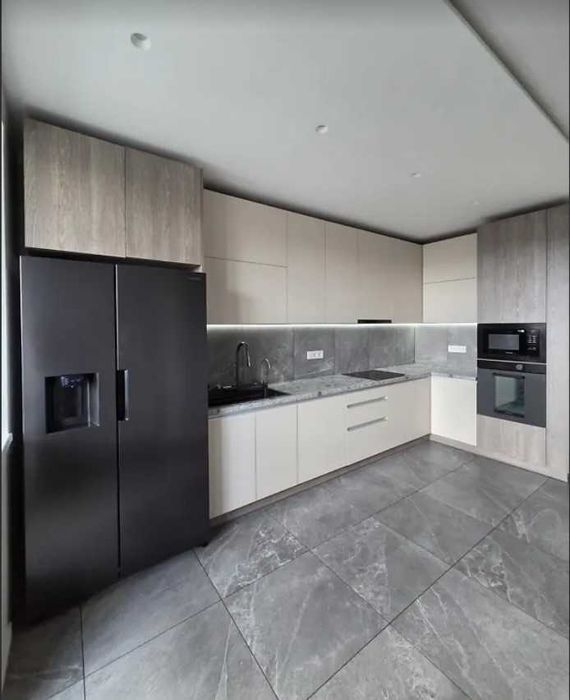 Продам 2 к. кв. новострой, пр. Героев Харькова