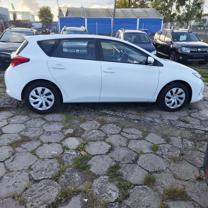 Toyota Auris Toyota Auris benzyna stan bardzo dobry