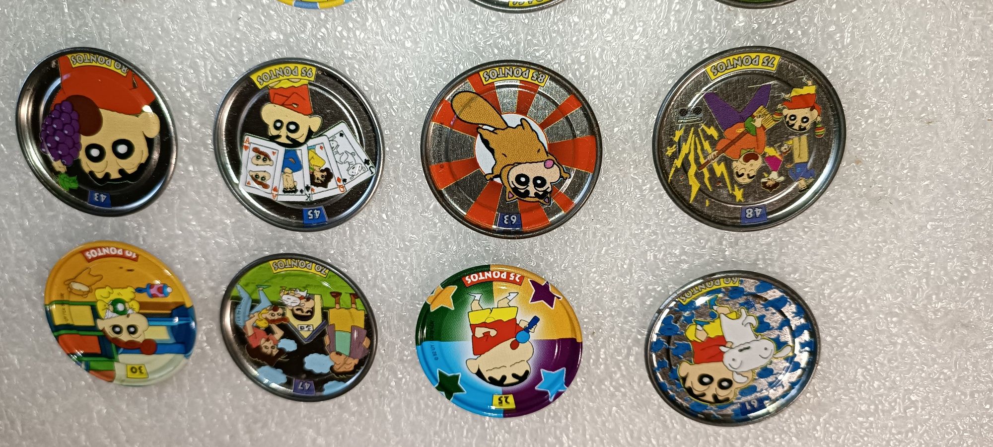 8 tazos coleção Shinchan Bollycao