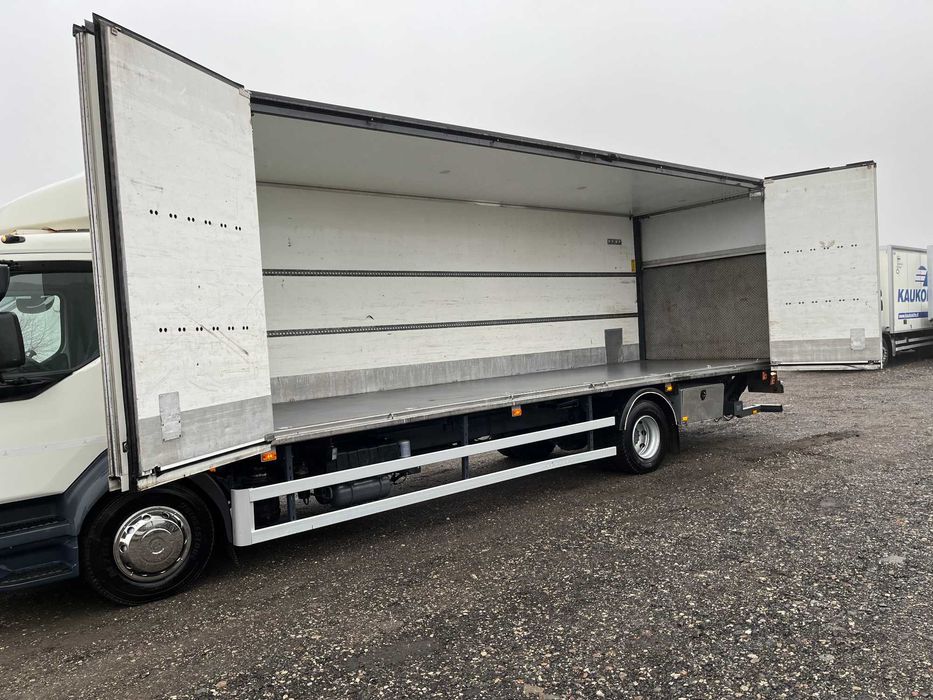 Wynajem  VOLVO FL250 izoterma z windą * Dzierżawa Volvo solówka