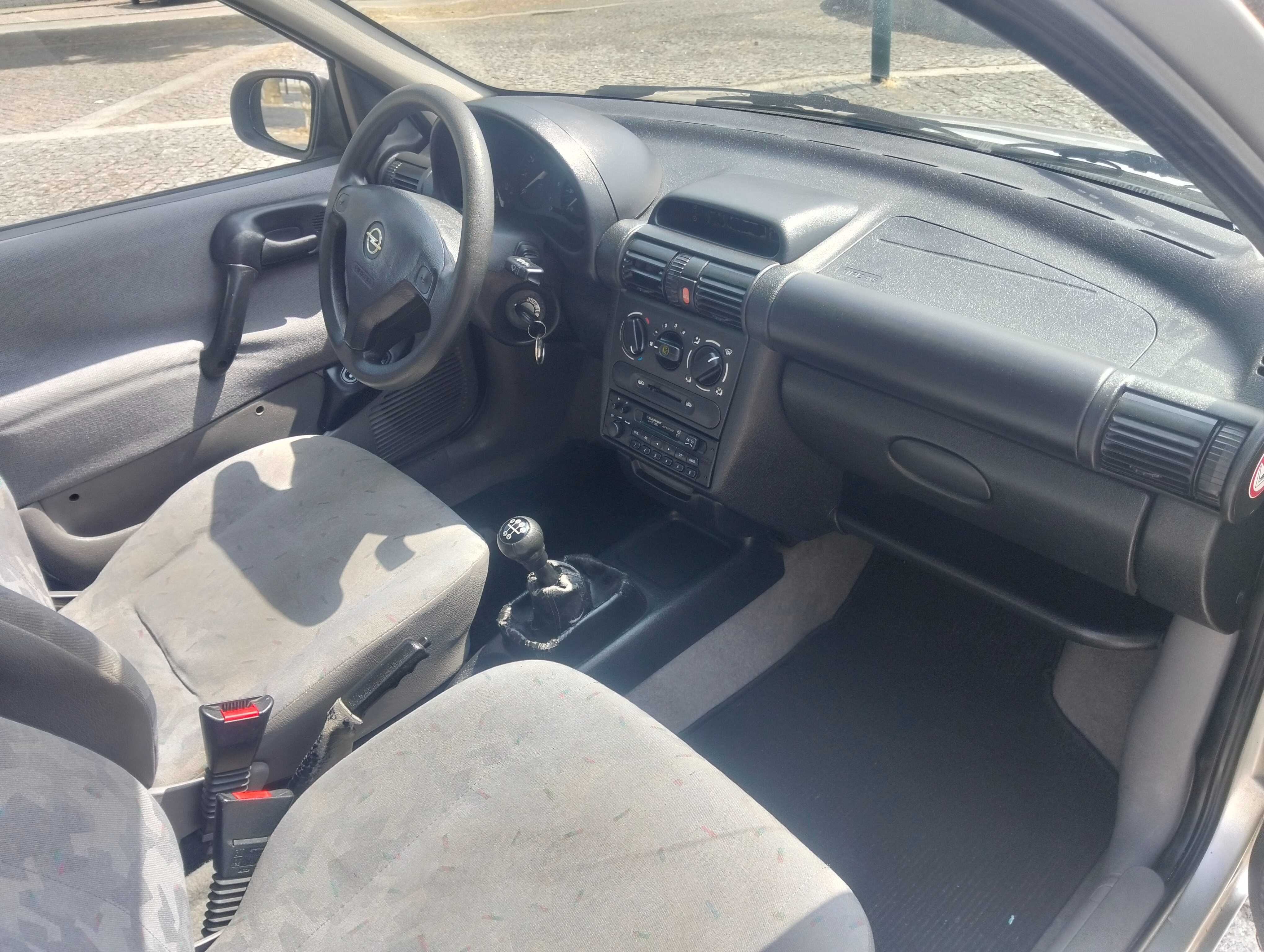 Opel Corsa 1,2 - 16V- 121000 Km
