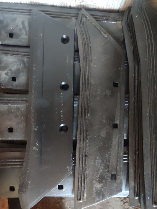 Леміш на плуг ПЛН 3-35.Лемиші.Лемех з долотом до плуга