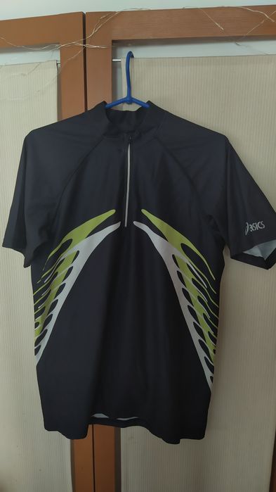 Koszulka bieganie rower Asics. Duo tech