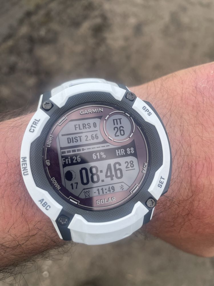 Garmin instinct 2X Solar white