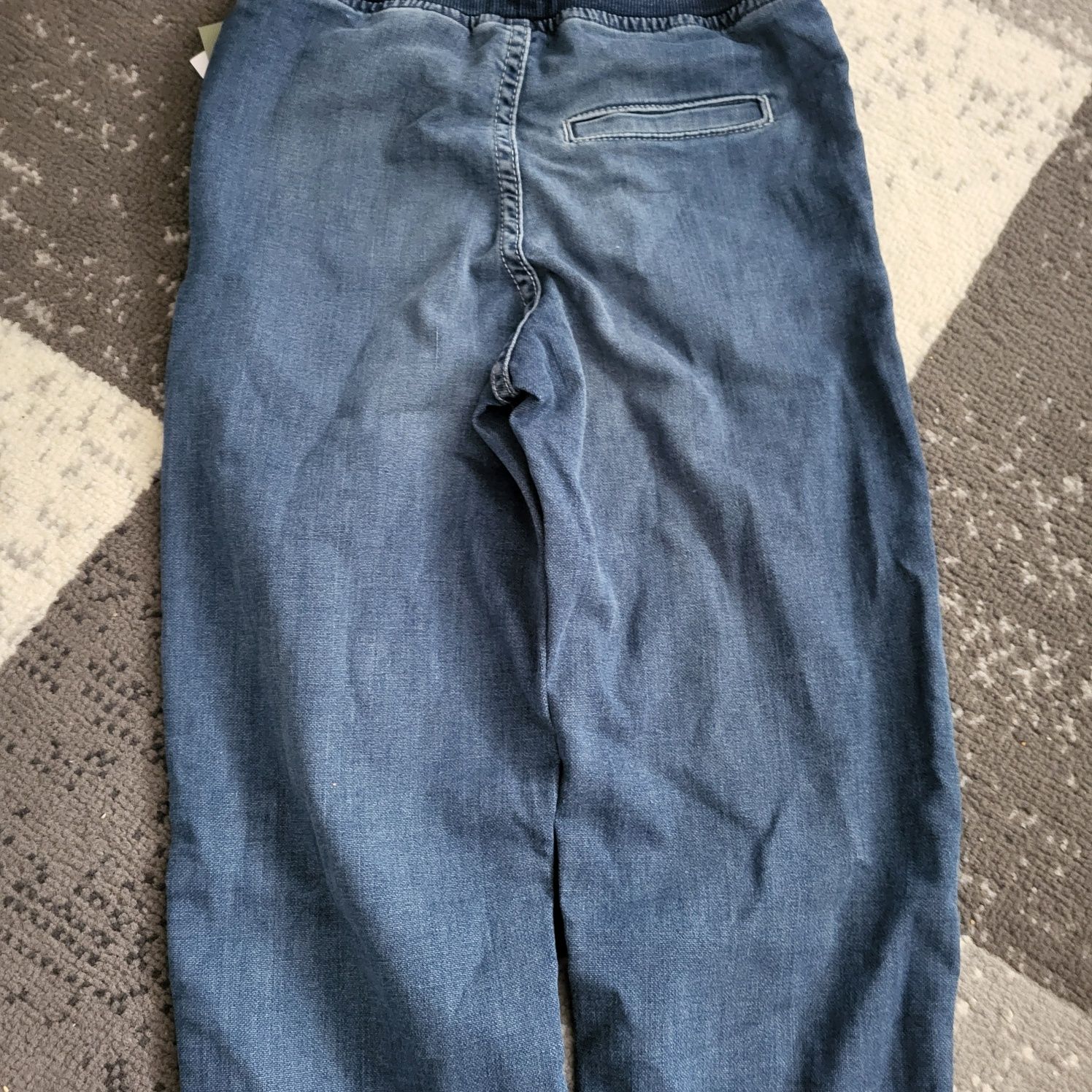 Jensy Nowe dla chłopca roz.122 H&M