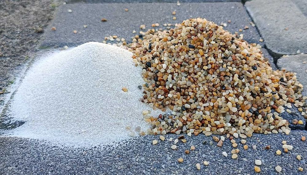 Żółty, bursztynowy piasek, żwirek kwarcowy do akwarium 2-3mm 25kg