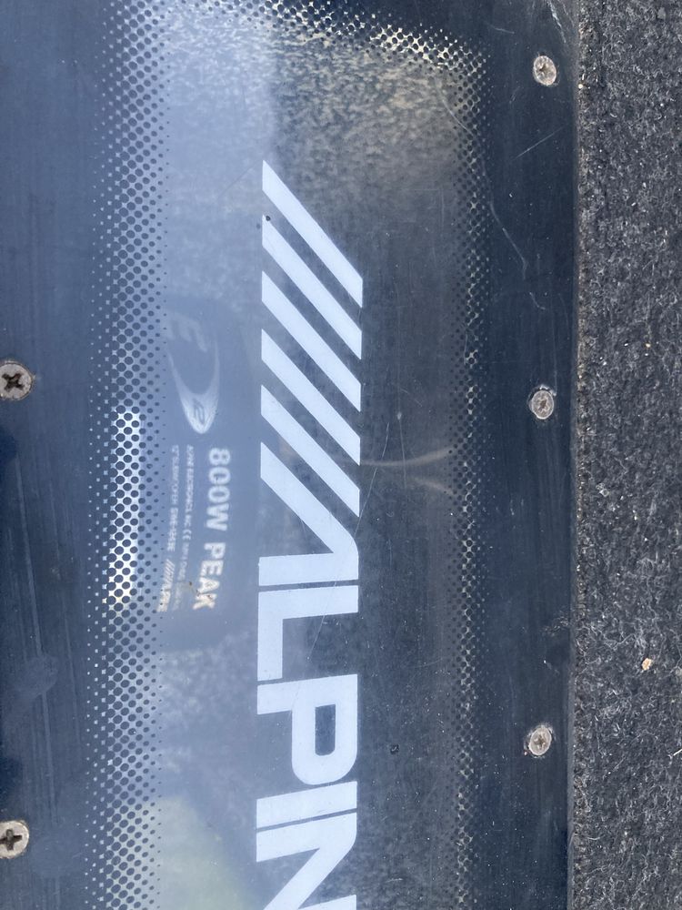 Alpine 12” саб 800watt