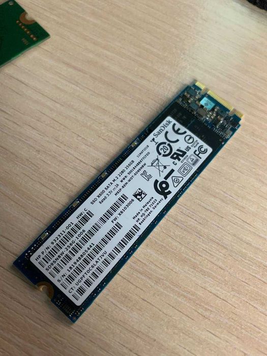 SSD m2 sata в ноутбук оригінал Sandisk 256gb і 128gb