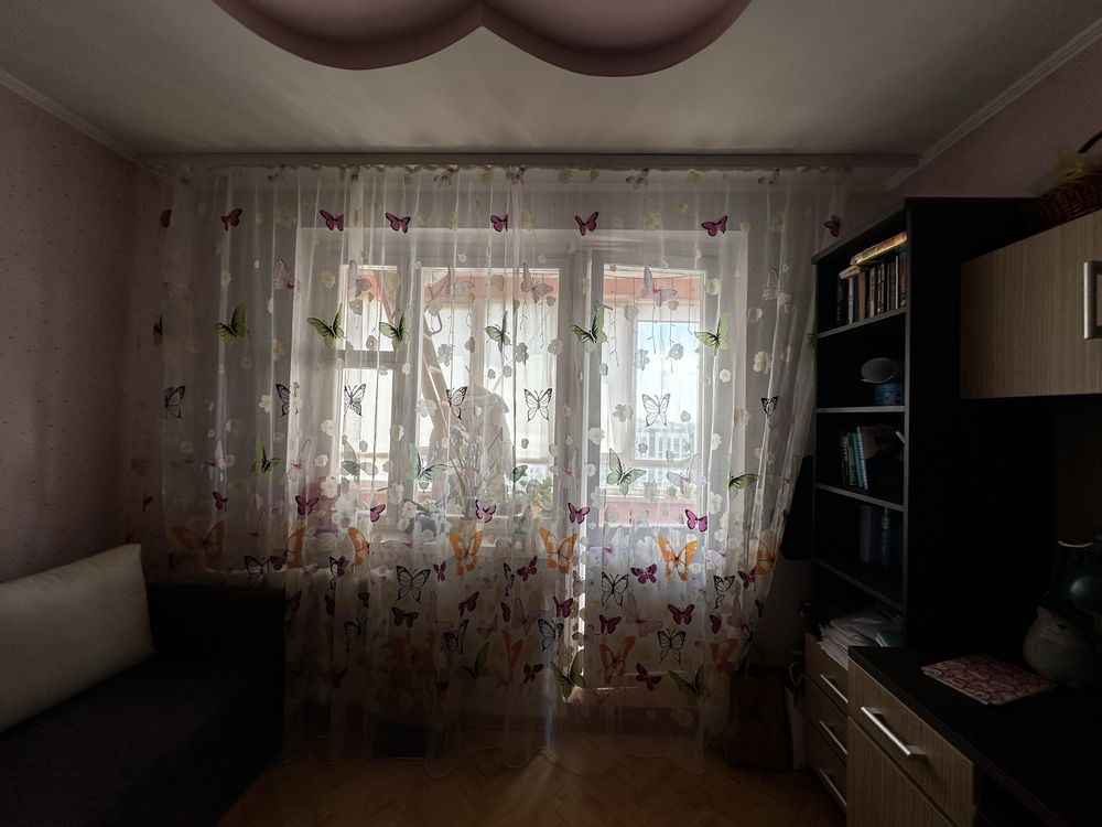 Тюль в дитячу кімнату