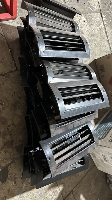 Решетка двурядная регулируемая на вентиляцию