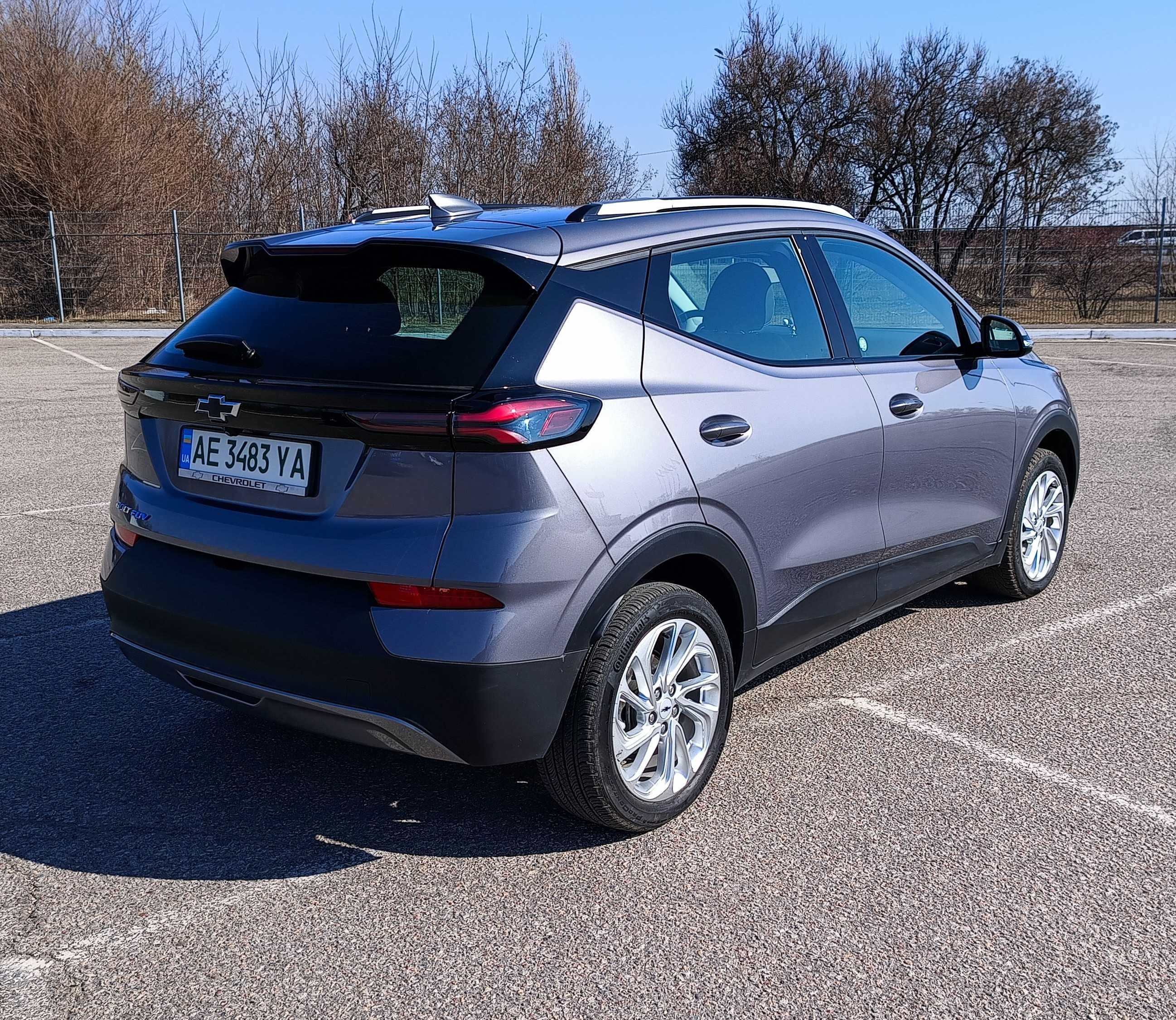 Chevrolet Bolt EUV 2023р новий сімейний хачбек універсал кросовер