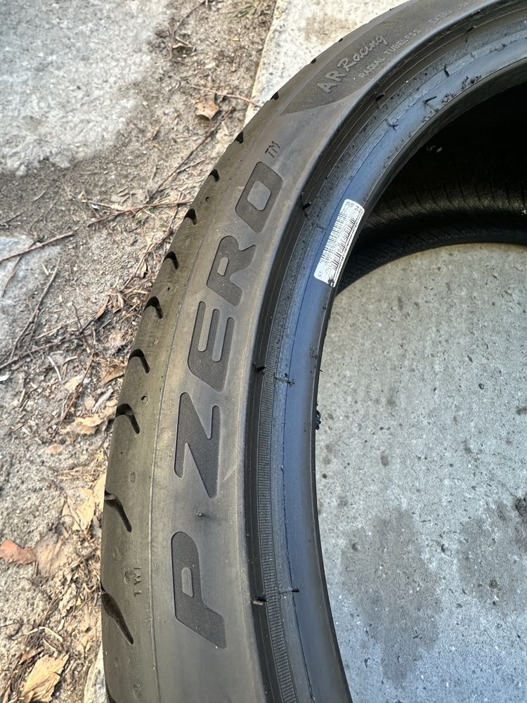 Шини 235 35 19 91Y Pirelli Pzero пара