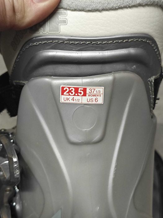 Botas Sky Solomon 37 1/3 (usadas e com saco)