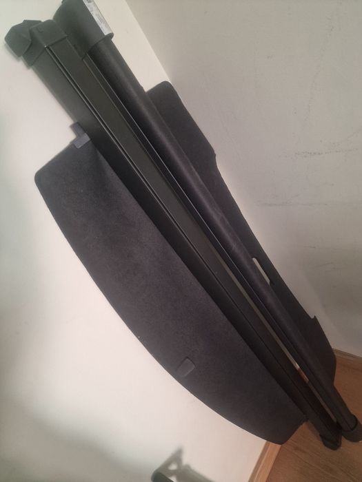 Vendo chapeleira para dacia e megane 4