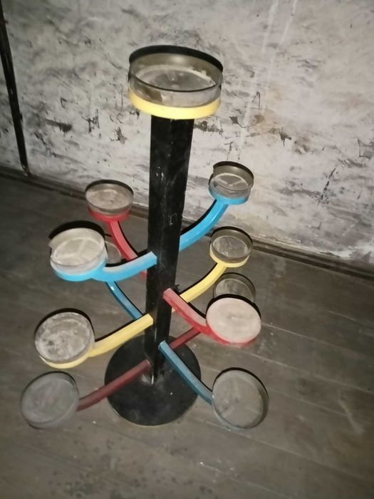 Kwietnik drewniany PRL zabytek