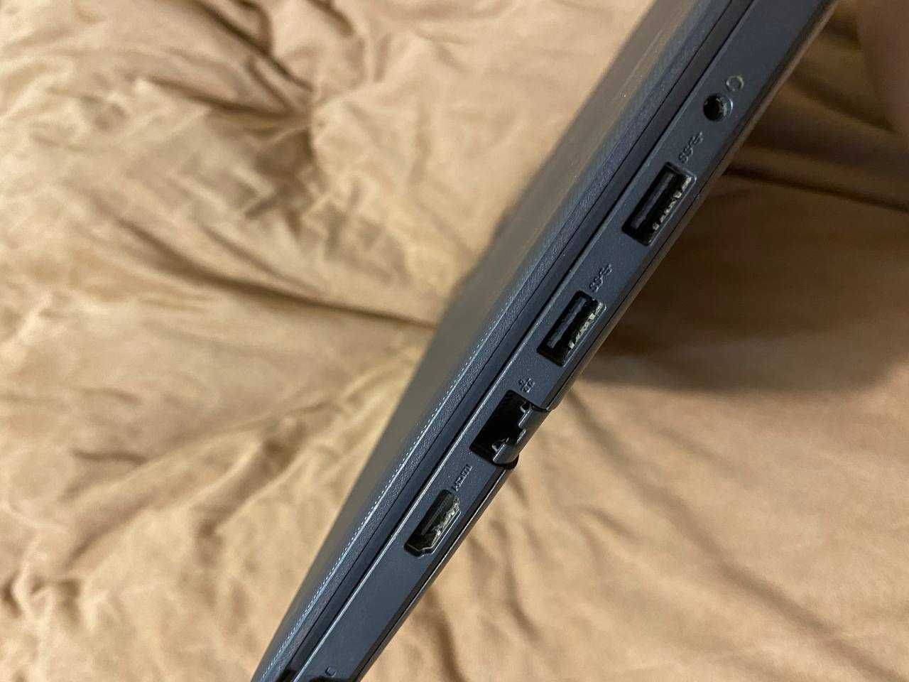 Ноутбук Dell Vostro 3520