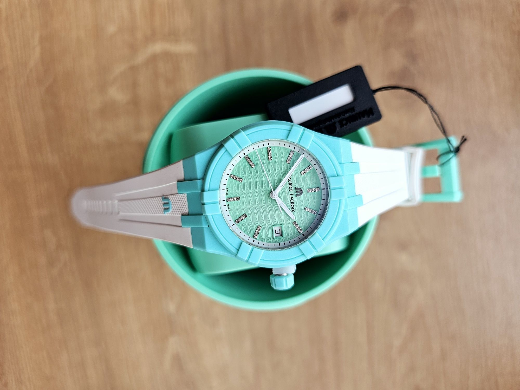 Maurice Lacroix Aikon Tide z diamentami