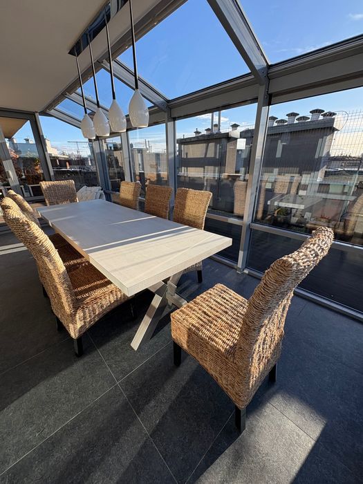 Stół do jadalni z krzesłami