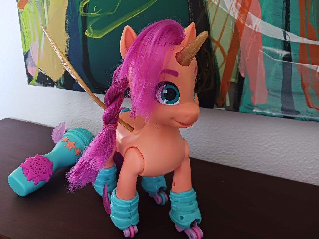 My Little Pony - Sunny canta e patina
