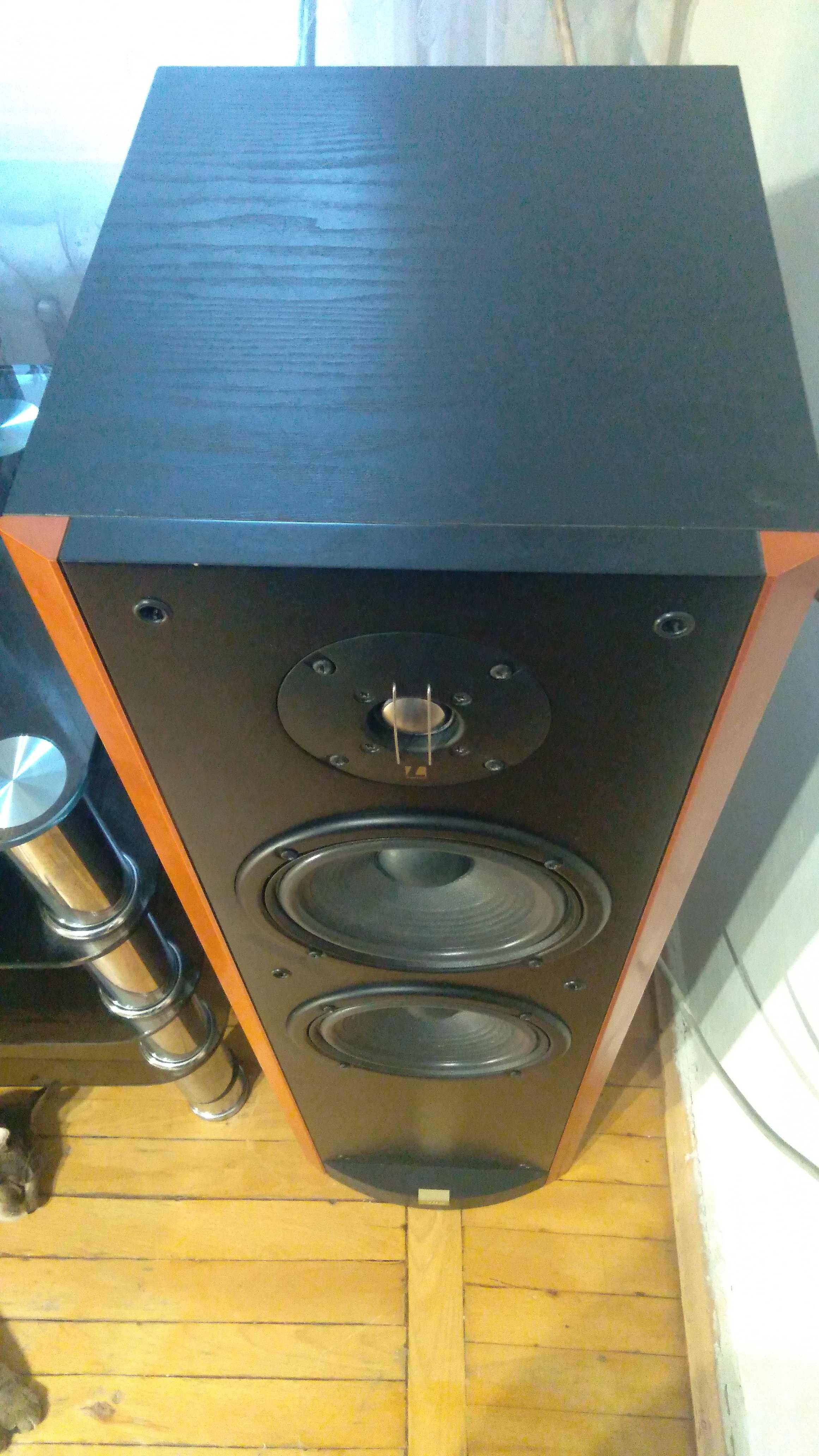 акустична система JBL L6