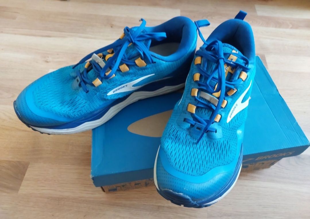 Brooks buty biegowe do biegania r46 wkładka 30 profesjonalne sportowe