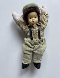 Lalka z pocelany stara lalka chłopiec wysokość 22 cm retro vintage