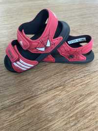 Buty sandałki adidas Spider-Man r. 26