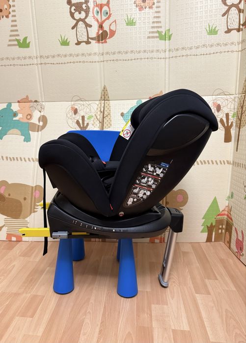 Автокрісло Bebe Confort EvolveFix (0–36 кг)