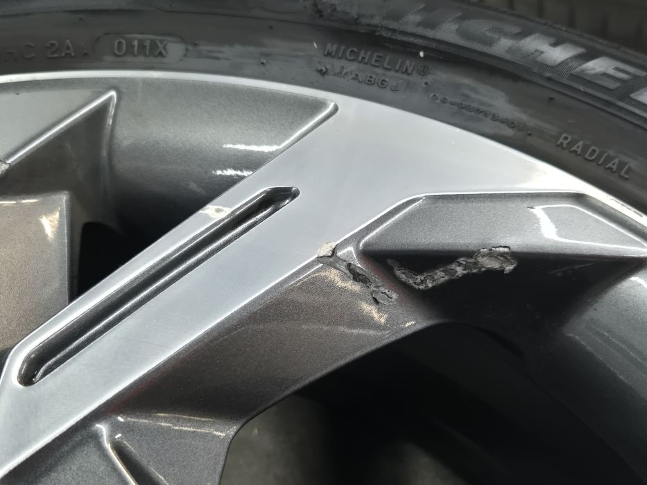 Kia Stonic felga 17" koło 4x100 6.5J ET49 205/55 5mm 24r