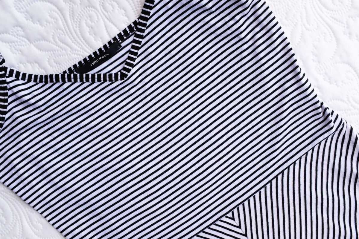 VERO MODA – sukienka w paski czarno-białe L 40 M