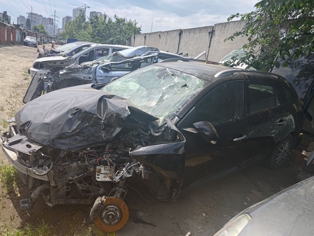 Разборка renault megane 3 хетчбек универсал двери крыша бампер airbag