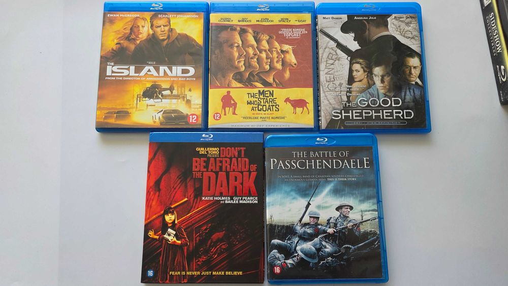 Wyspa, Dobry agent. Nie bój się ciemności,Człowiek, który gapił się na