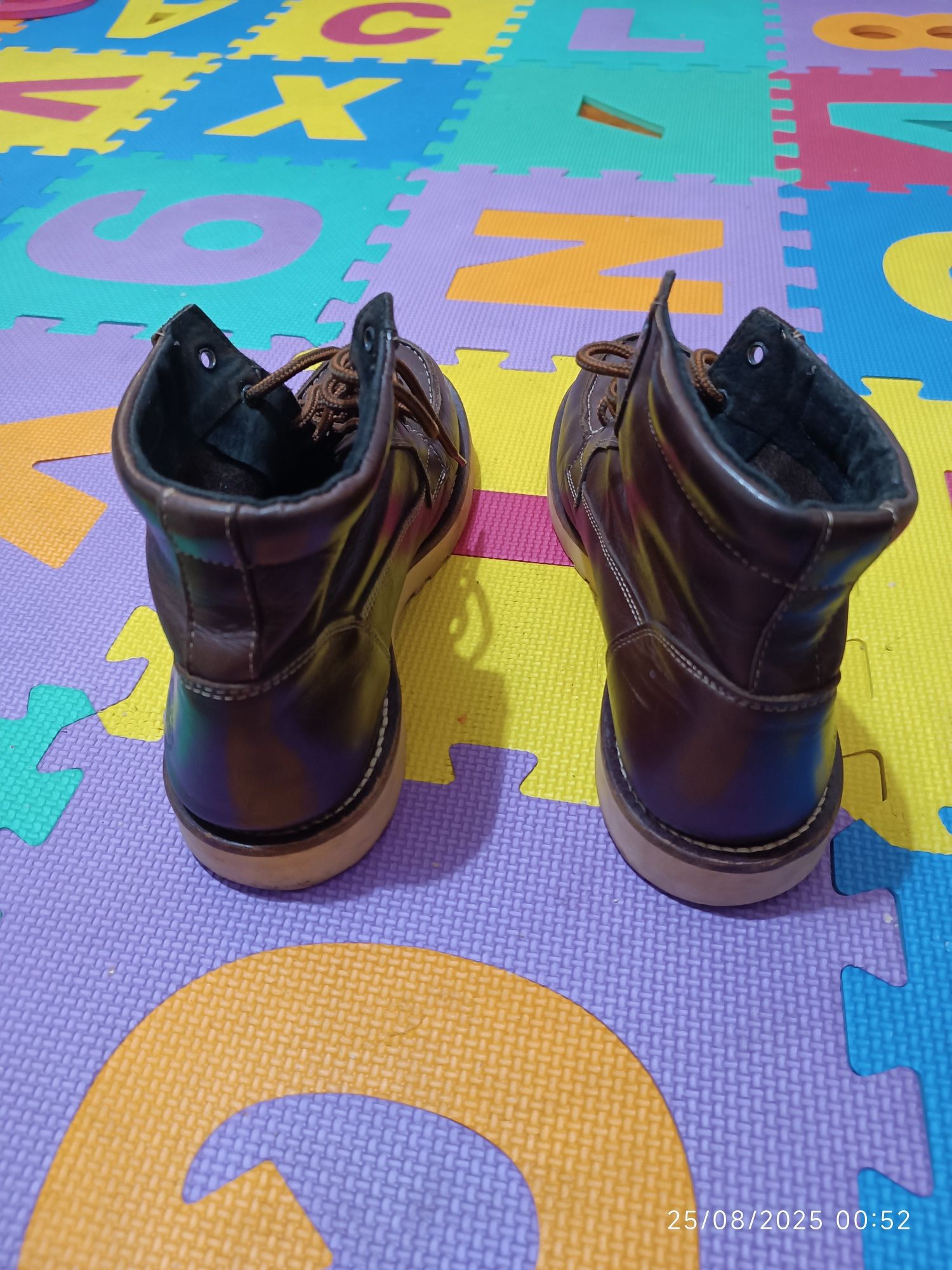 Botas de montanha em pele - 42/43