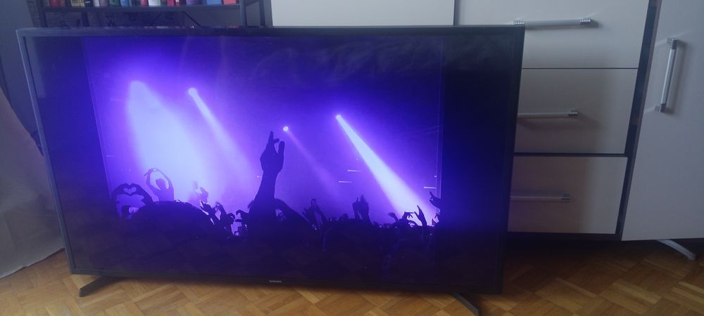 Telewizor Samsung 50 cali led UE49M5002