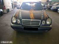 MERCEDES-BENZ E-CLASS (W210) E 300 Turbo-D