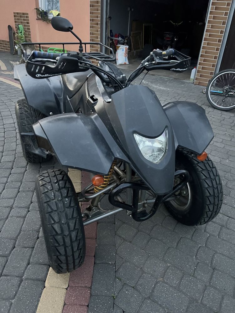 Quad  Derbi 175cm3 z homologacją