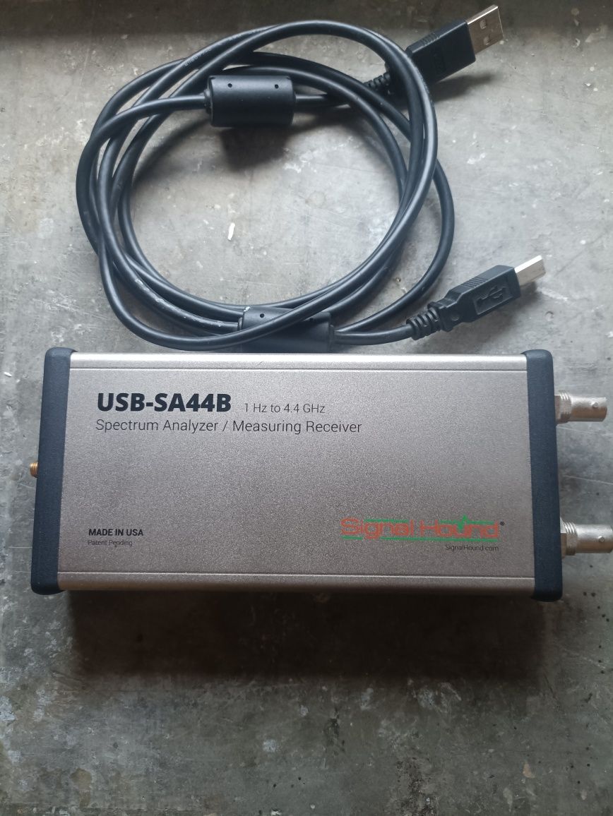 Аналізатор спектру SA44B.SDR.Signal hound.