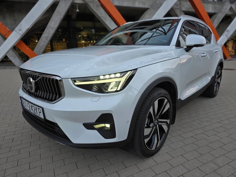 Volvo XC 40 VOLVO XC40 2024 LIFT 2.0 250KM 30.000km B5 AWD Ultimate Bright