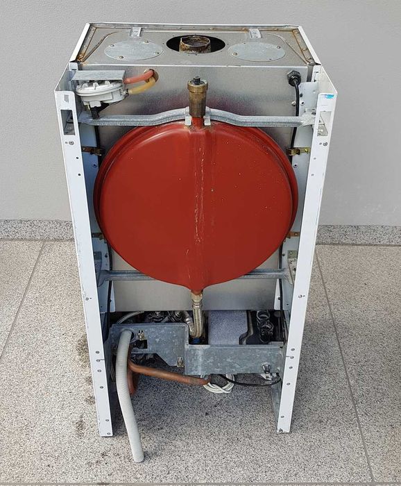Gazowy kocioł grzewczy Euromaxx Junkers ZWC21-1MFA moc 10/21 KW
